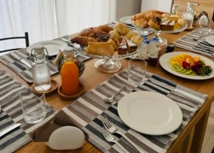 Le Rondini House מונופולי